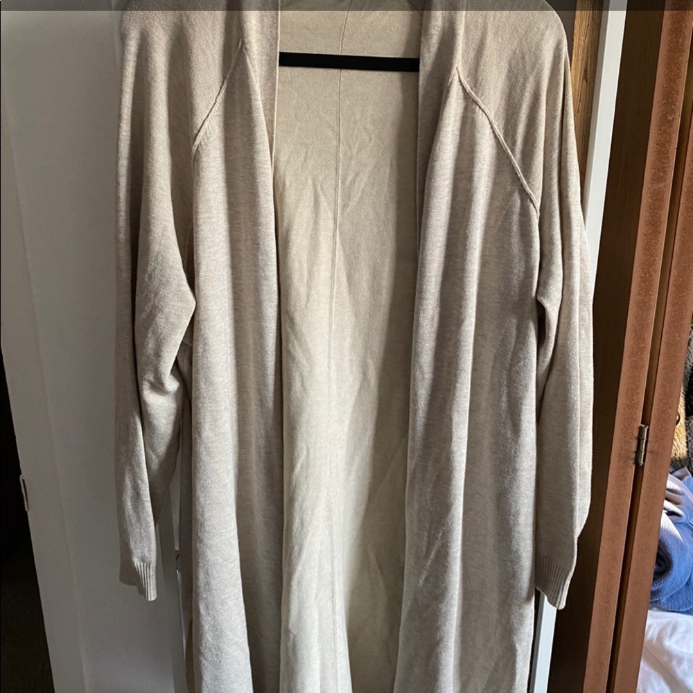 Women’s plus size cardigan